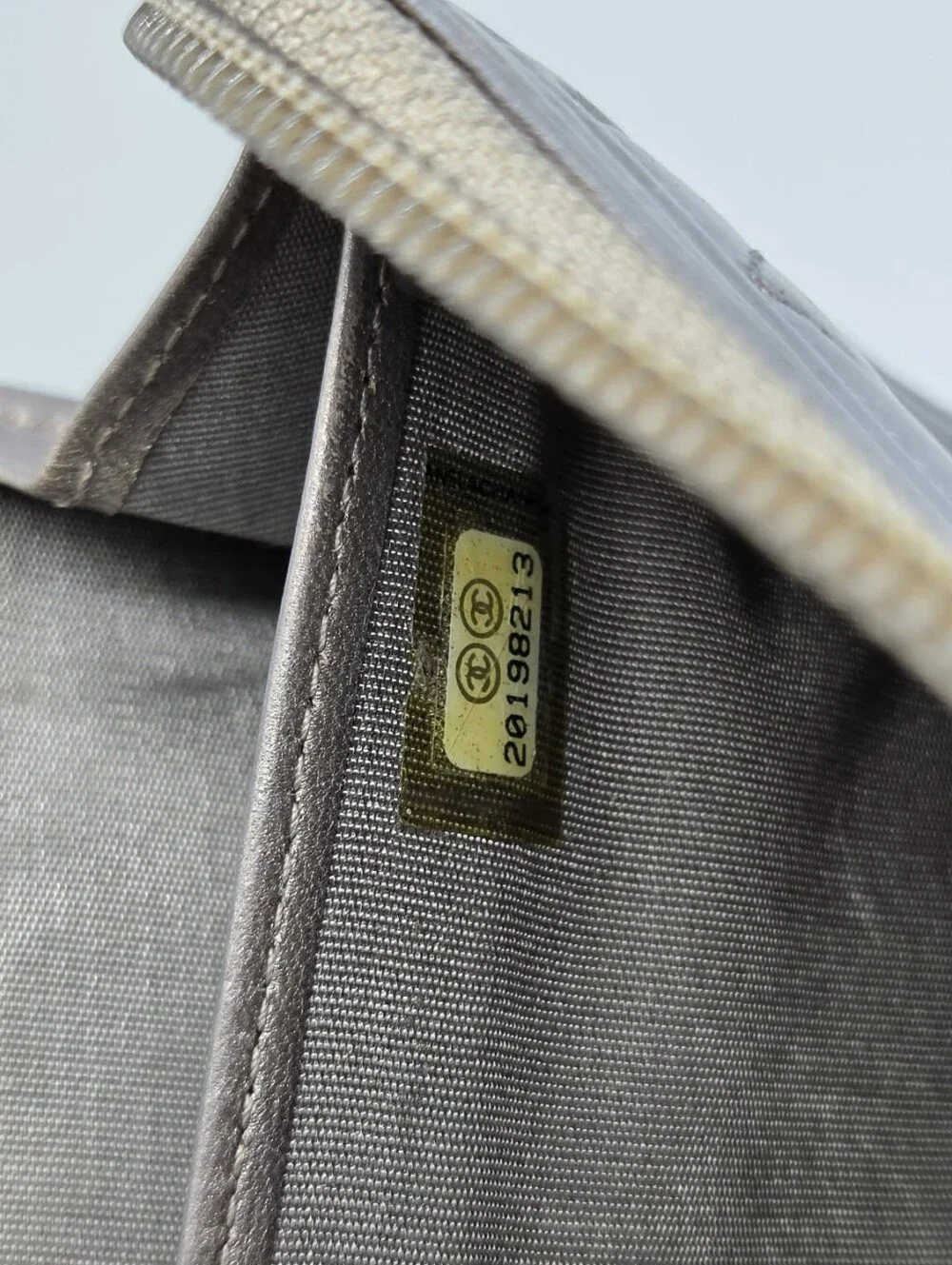 CHANEL 100% authentic